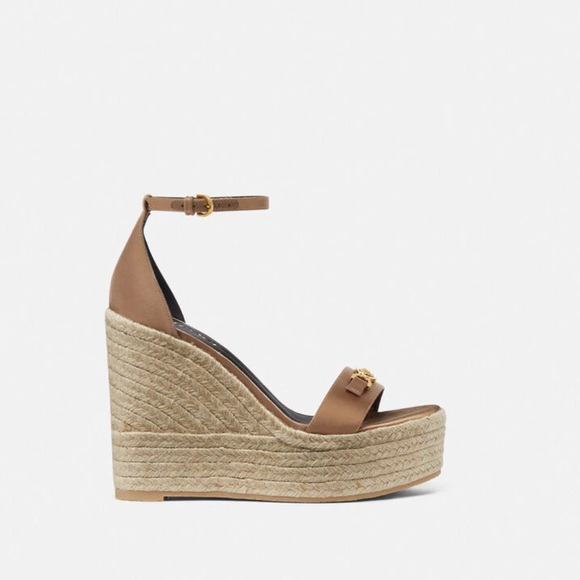 New $775  Versace MEDUSA '95 SATIN WEDGE SANDALS 120 MM - Picture 3 of 17